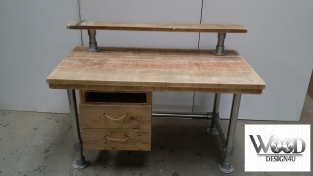 Scaffold tube desk