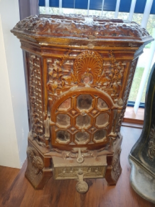 Old stove Rosiere Deville lily