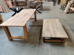 Oak wagon table