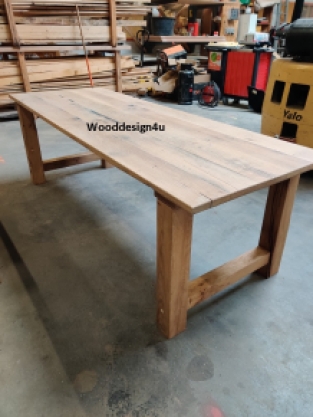 Oak wagon table